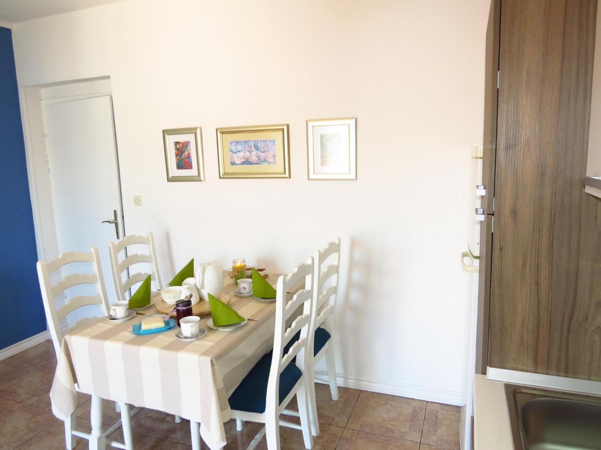 Apartments Barba تروغير الغرفة الصورة